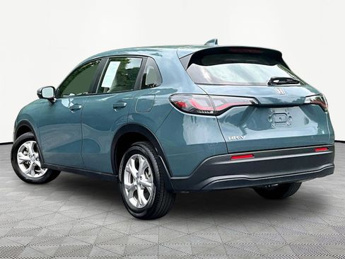 Used 2025 Honda HR-V LX image 4