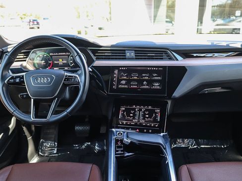 Certified 2024 Audi Q8 e-tron Premium Plus w/ Premium Plus Package AWD/4WD image 14