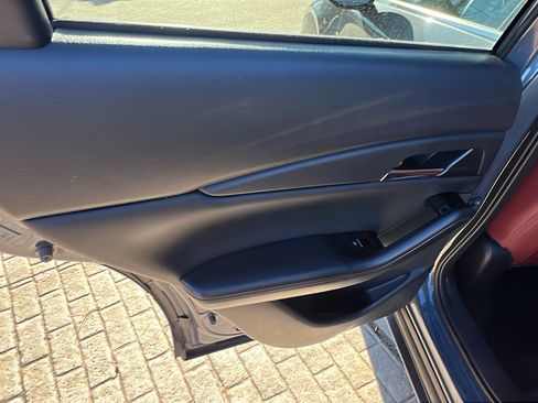 Used 2025 MAZDA CX-30 AWD 2.5 S w/ Preferred Package image 23