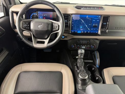 Certified 2023 Ford Bronco Wildtrak AWD/4WD image 14