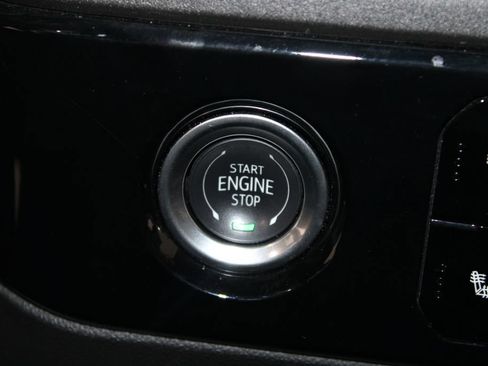 Used 2024 GMC Sierra 1500 SLT AWD/4WD image 45