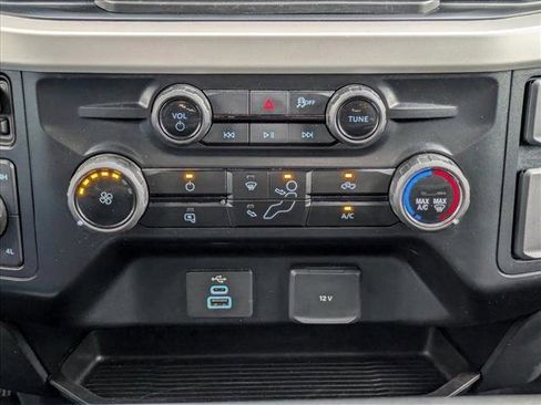Used 2025 Ford F250 XLT image 19