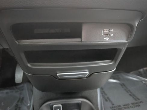 New 2026 Chrysler Voyager LX FWD image 30