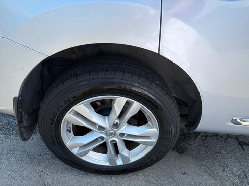Used 2012 Nissan Rogue SV AWD/4WD image 5