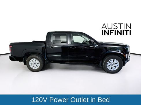Used 2022 Nissan Frontier SV RWD image 9