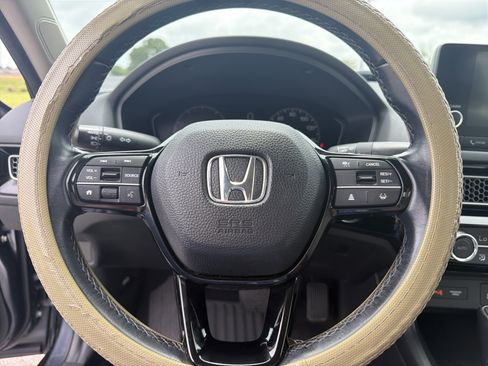Certified 2022 Honda Civic EX image 26