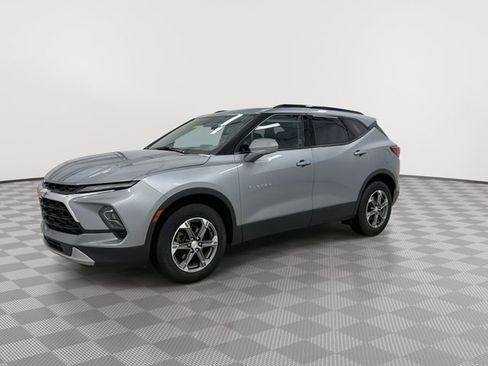 Certified 2024 Chevrolet Blazer LT w/ Convenience Package FWD image 6