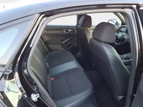 Used 2023 Honda Civic Sport image 14