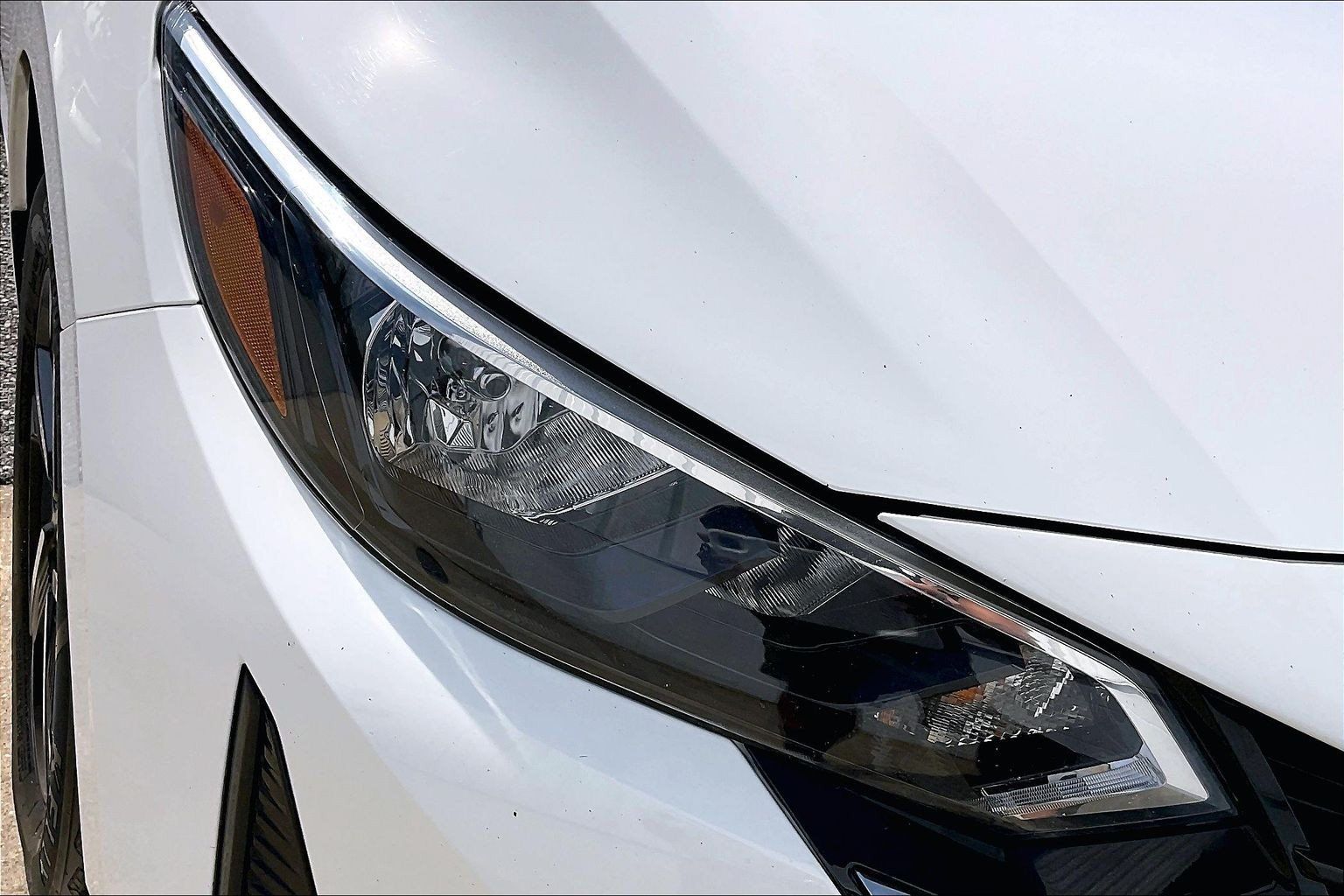 Used 2024 Nissan Sentra SV FWD image 32