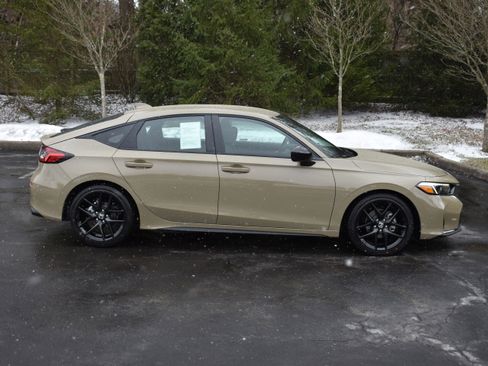 Used 2026 Honda Civic Sport image 9