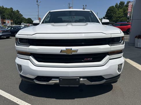 Used 2019 Chevrolet Silverado 1500 LT w/ All Star Edition image 3