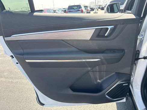 New 2026 Buick Enclave Preferred image 32