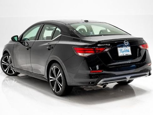 Used 2023 Nissan Sentra SR w/ Electronics Package FWD image 28