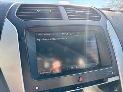 Used 2013 Ford Explorer Limited image 38