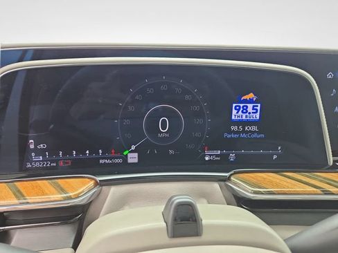 Certified 2023 Cadillac Escalade Premium Luxury Platinum w/ LPO, Radiant Package AWD/4WD image 25