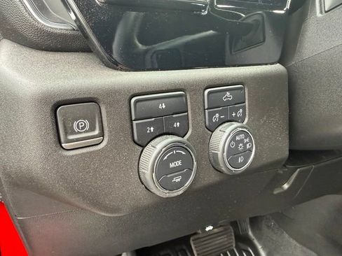 Used 2024 Chevrolet Silverado 3500 LT w/ Convenience Package AWD/4WD image 9