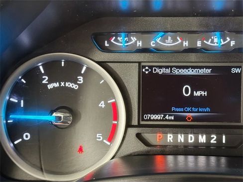 Used 2017 Ford F250 XLT w/ XLT Premium Package image 12