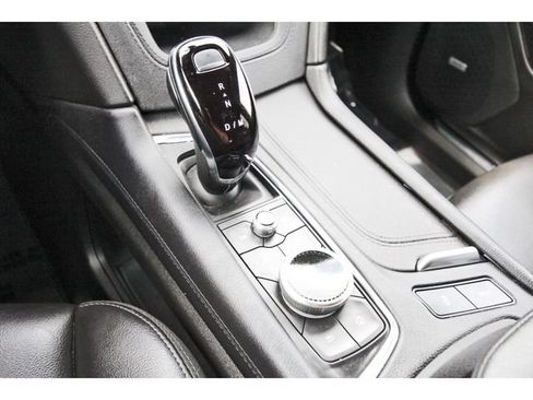 Used 2025 Cadillac XT5 Luxury FWD image 26