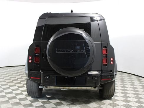 Used 2024 Land Rover Defender 110 X-Dynamic SE AWD/4WD image 44
