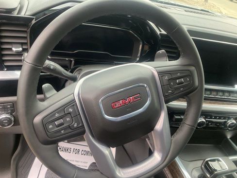 Used 2025 GMC Sierra 1500 Elevation w/ Elevation Premium Package image 19