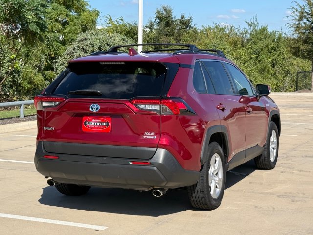Used 2021 Toyota RAV4 XLE w/ Convenience Package AWD/4WD image 5
