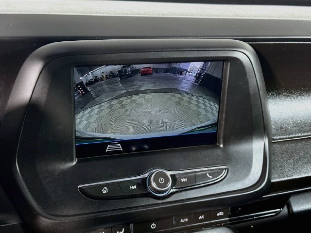 Used 2019 Chevrolet Camaro LT RWD image 18