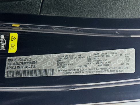 Used 2023 Jeep Wrangler Sahara w/ Cold Weather Group image 12