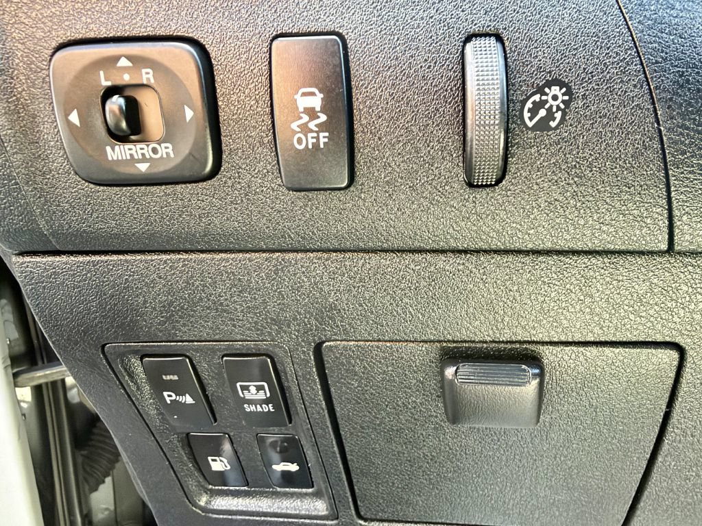 Used 2010 Lexus ES 350 w/ Preferred Accessory Package FWD image 17