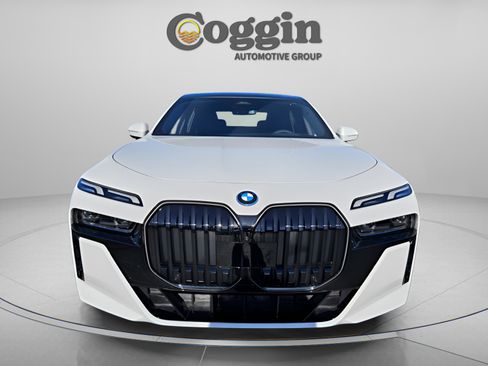 New 2026 BMW i7 eDrive50 w/ M Sport Package image 7