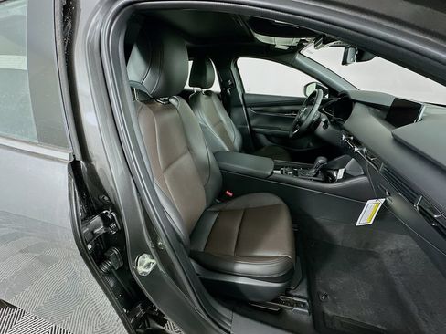 New 2026 MAZDA MAZDA3 Hatchback w/Premium Plus Pkg AWD/4WD image 35