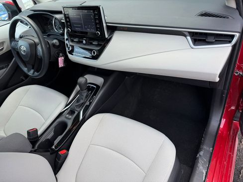 Used 2020 Toyota Corolla LE image 14
