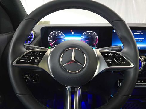 Certified 2025 Mercedes-Benz GLA 250 4MATIC image 26