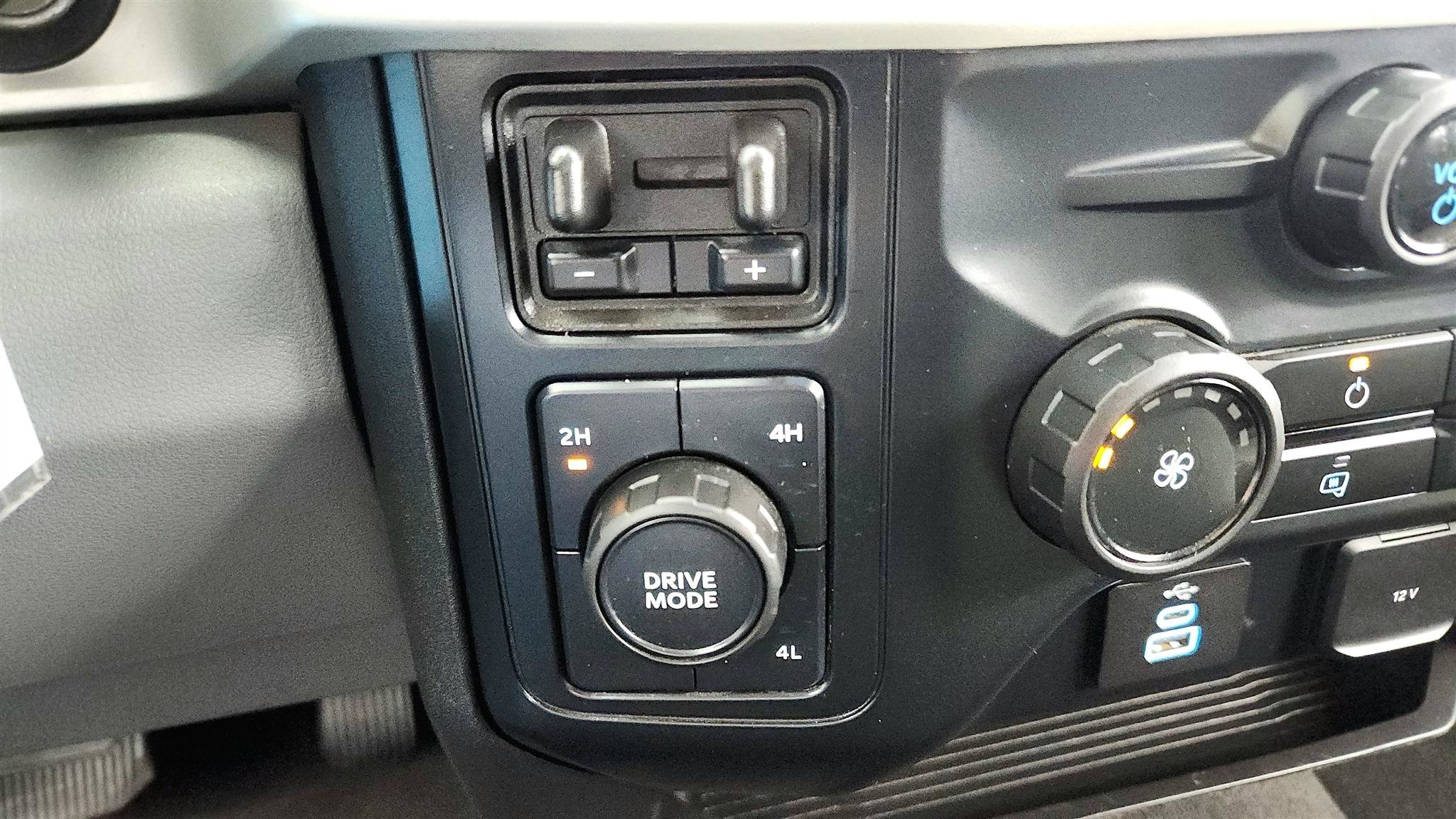 Used 2026 Ford F250 XLT AWD/4WD image 21