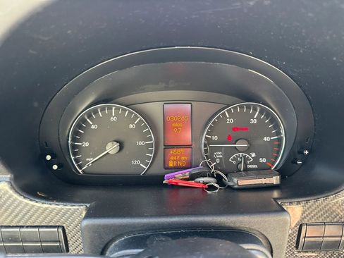 Used 2014 Mercedes-Benz Sprinter 3500 image 49