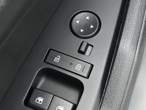 Used 2024 Kia Sportage LX image 11