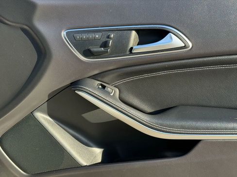 Used 2014 Mercedes-Benz CLA 250 4MATIC image 50