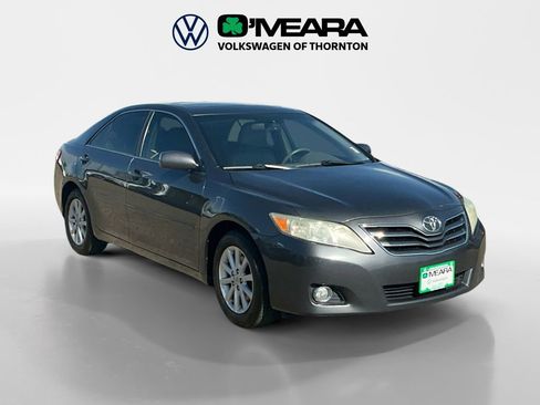 Used 2010 Toyota Camry XLE FWD image 7