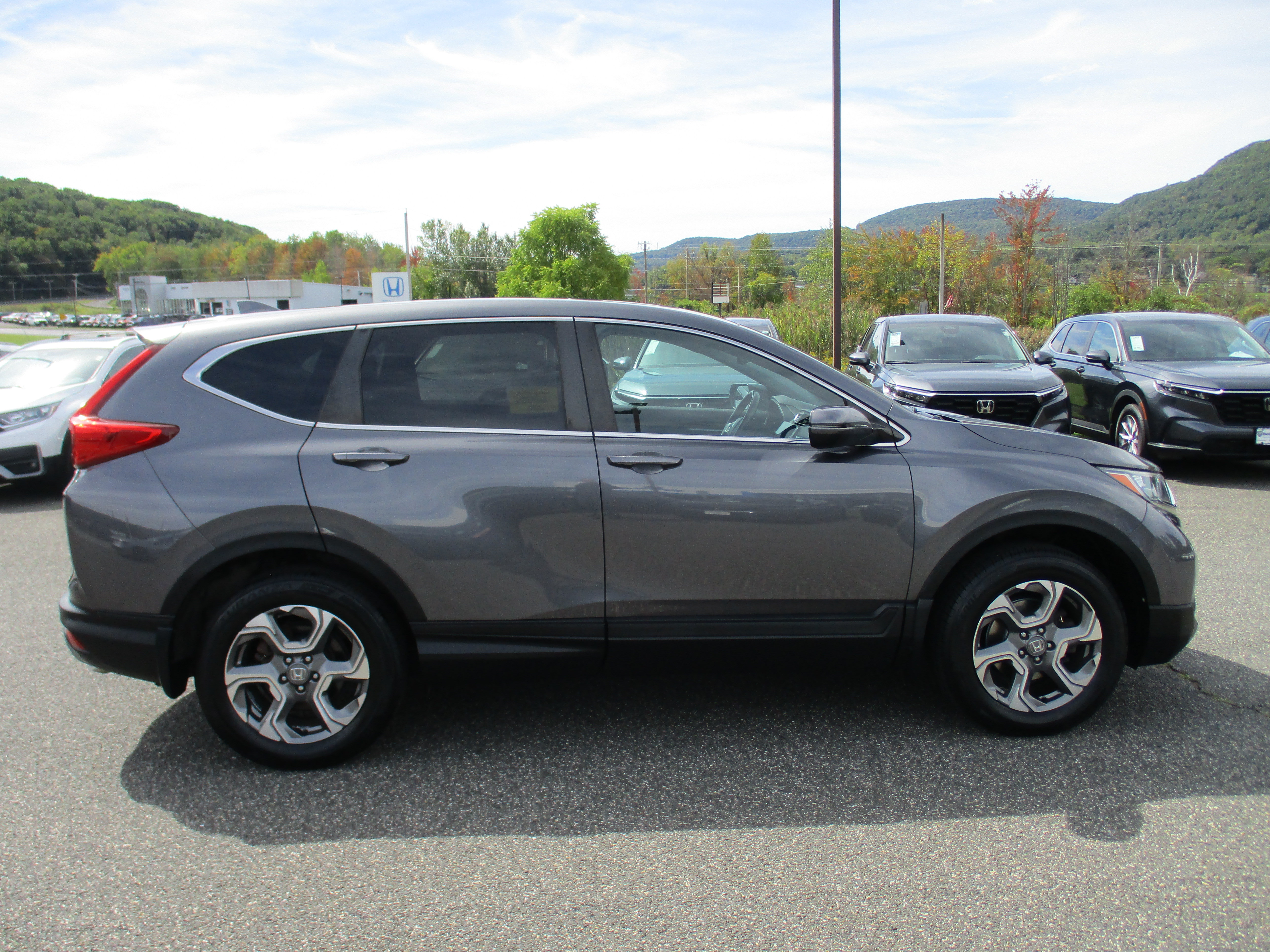 Certified 2019 Honda CR-V EX-L image 4