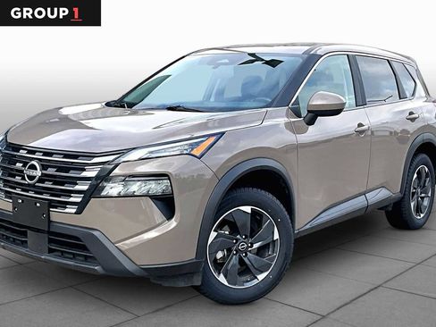 Used 2025 Nissan Rogue SV AWD/4WD image 1