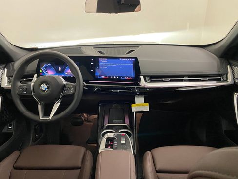 Used 2025 BMW X1 xDrive28i w/ Premium Package AWD/4WD image 15