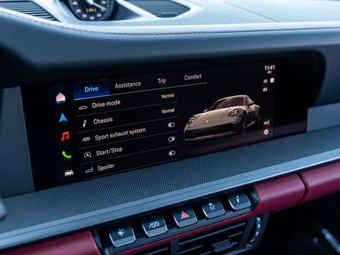 Certified 2026 Porsche 911 Carrera image 33