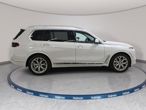 Certified 2025 BMW X7 xDrive40i image 4
