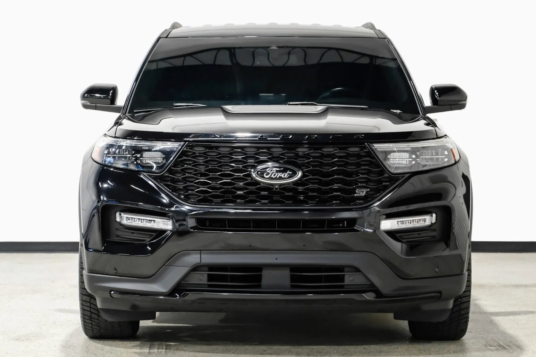 Used 2021 Ford Explorer ST w/ Equipment Group 401A AWD/4WD image 3