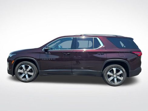 Used 2023 Chevrolet Traverse LT w/ LT Premium Package AWD/4WD image 7