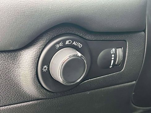 Used 2024 Dodge Durango R/T AWD/4WD image 23