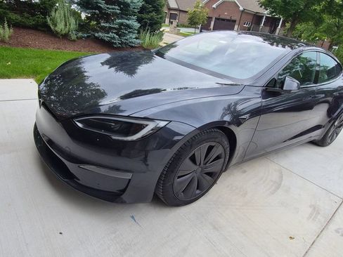 Used 2025 Tesla Model S Plaid AWD/4WD image 4