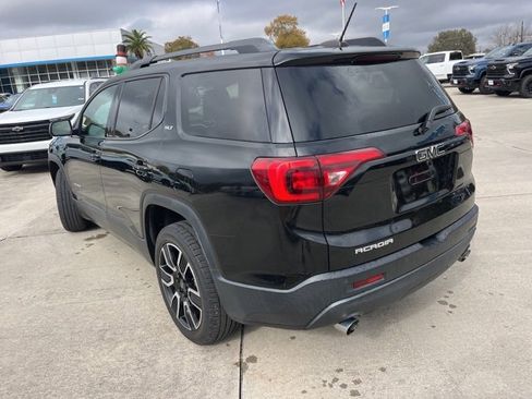 Used 2019 GMC Acadia SLT w/ Black Edition image 5