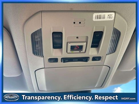 Certified 2023 Toyota Highlander XLE image 31