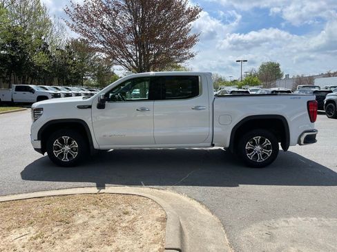 Used 2025 GMC Sierra 1500 SLT image 4