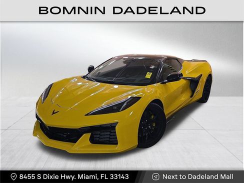 Used 2025 Chevrolet Corvette Z06 w/ Stealth Interior Trim Package image 2